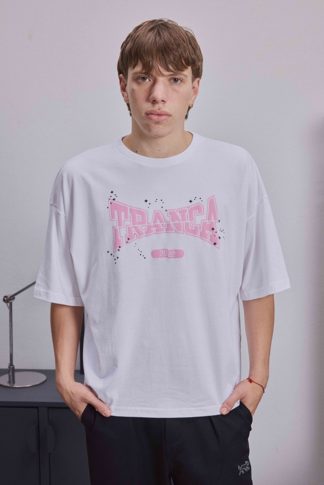 Remera College Blanca