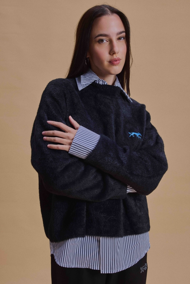 Sweater Peludo Negro
