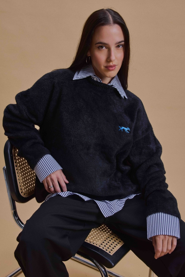 Sweater Peludo Negro