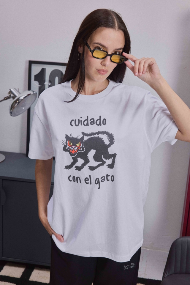 Remera Gato Blanca