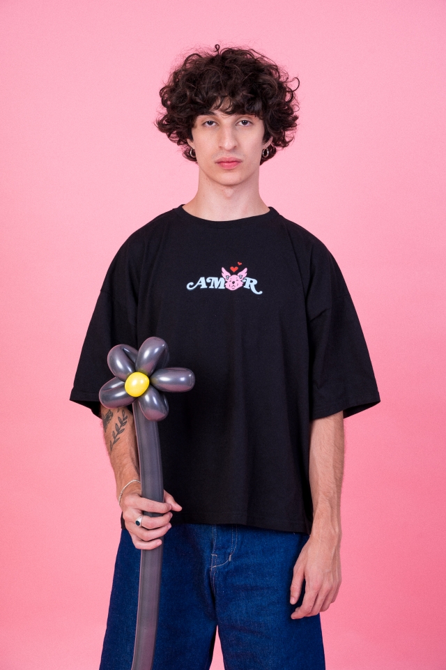Remera Amor Negra