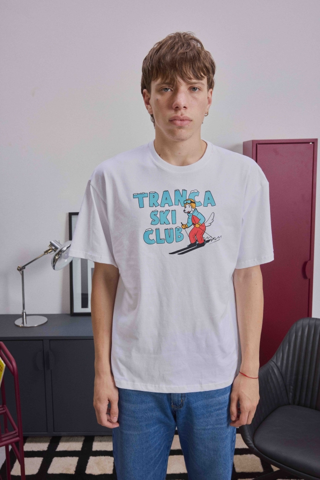 Remera Tranca Ski Club Blanca